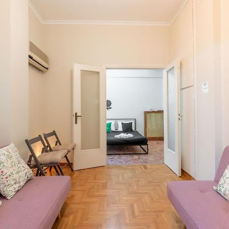 Pink Flat Exarcheia Athens Netflixアパートメント エクステリア 写真